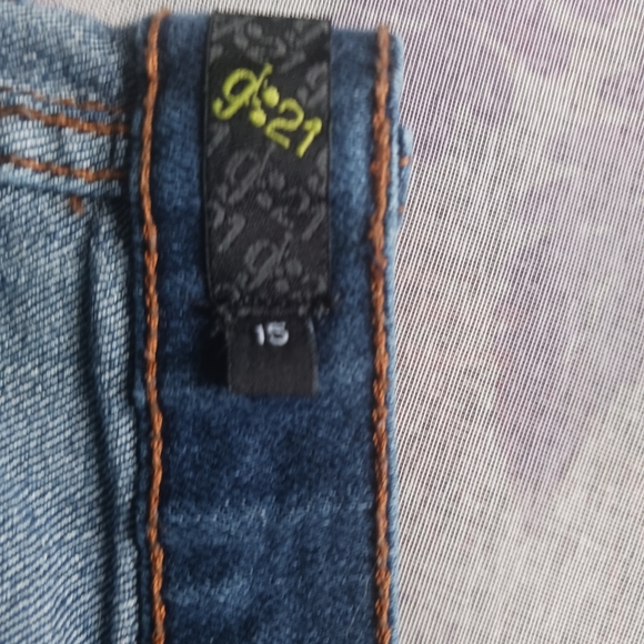 Jeans - Picture 3 of 3